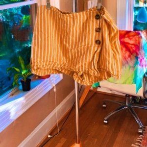 la hearts pacsun orange tortoise button skort ❄️